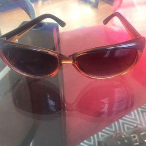 Betsy Johnson cat eye sunglasses